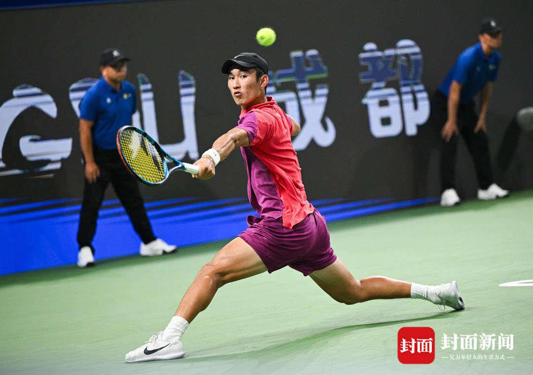 疑给比赛添 疑给比赛添