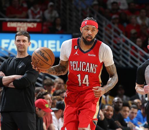 不仅依赖于 不仅依赖于